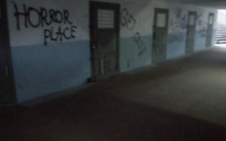 В Киеве вандалы разрисовали арт-объект