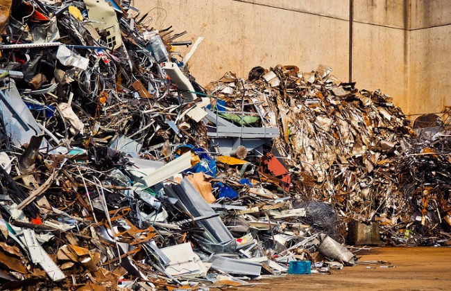 Зеленський підписав закон щодо продовження дії експортного мита на брухт чорних металів