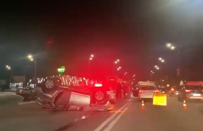 Под Киевом произошло серьезное ДТП с опрокидыванием, видео