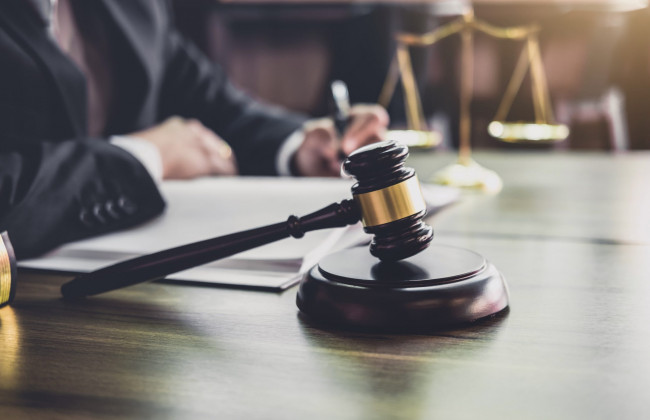 Коли прокурор має право представляти інтереси держави в суді: позиція ВС