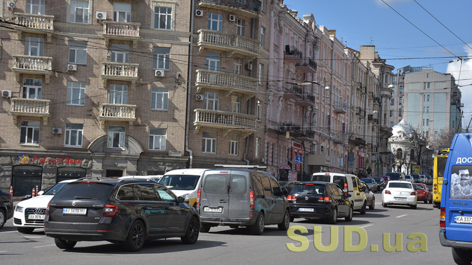 В Киеве частично перекроют движение на улице Льва Толстого