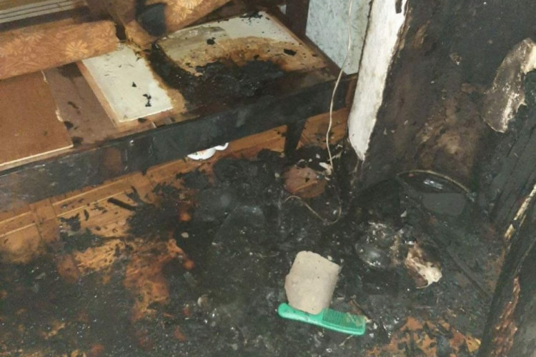 В Харькове вспыхнул пожар в квартире: есть пострадавшая