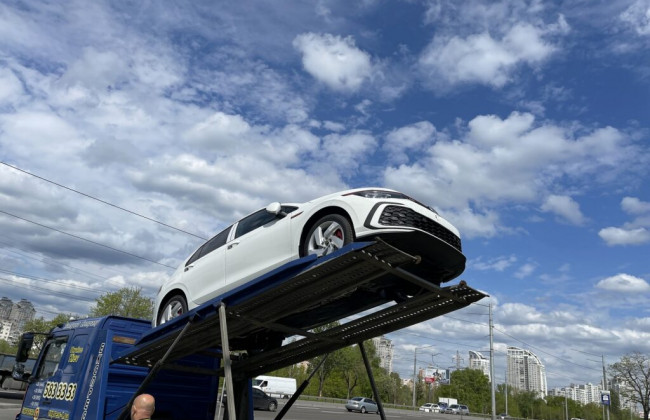 В Украине засветился новейший Volkswagen Golf GTI