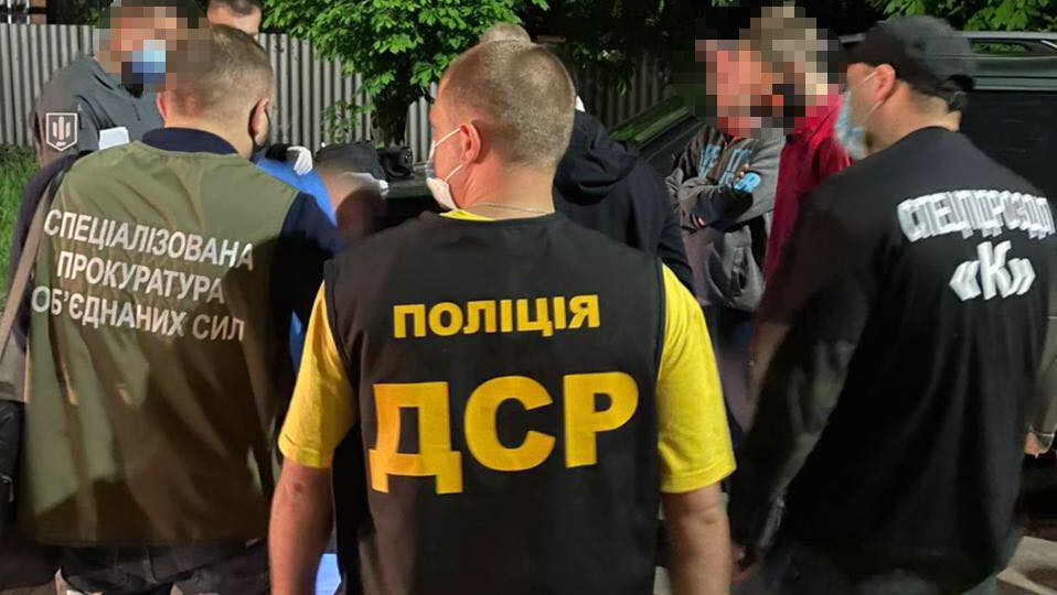 $1 500 за «відмазання» від військової служби: на Луганщині затримали військового комісара