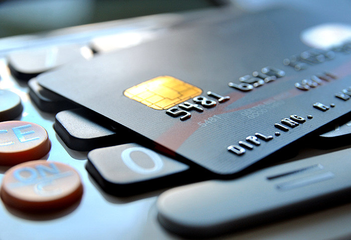 Visa та Mastercard знизять міжбанківські комісії