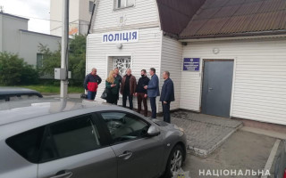 В Киеве 15-летний парень прыгнул с моста