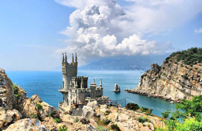 У Верховній Раді почали реєструвати законопроекти щодо деокупації Криму