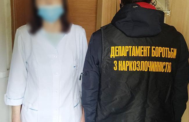 Поліція перекрила збут нарковмісних лікарських засобів у двох мережах аптек Донеччини