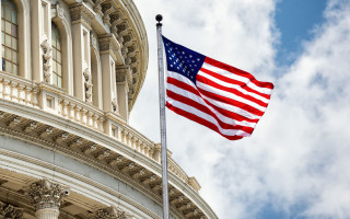 Зеленский намерен привлечь США к переговорам по Донбассу