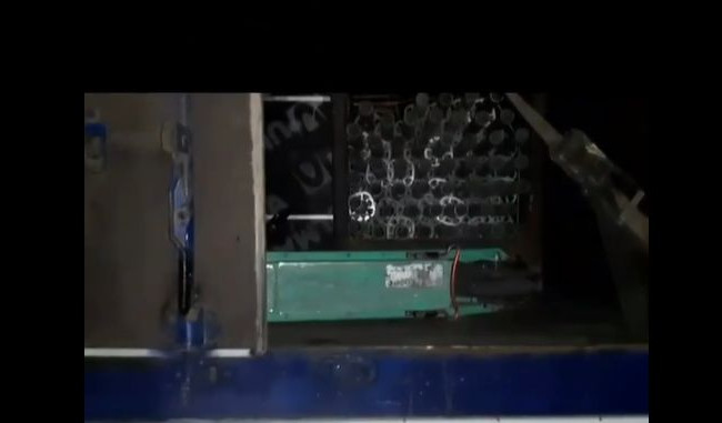 В Киеве водитель фуры попытался похитить самокат, видео