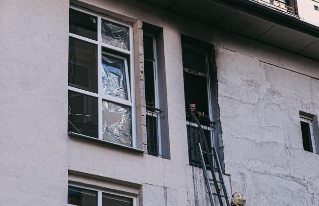 В Киеве на Троещине сгорела квартира