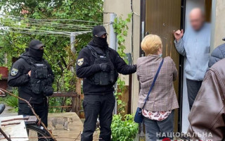 Под Одессой поймали семейную пару педофилов
