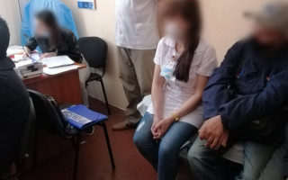Довідки про негативний тест на COVID-19 за хабар: підозрюється лікар на Дніпропетровщині