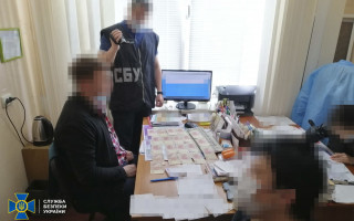 Негативные тесты на COVID за тысячу гривен: под Днепром врачи организовали схему
