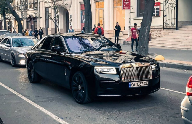 В Украине заметили новый Rolls-Royce за 11 миллионов гривен