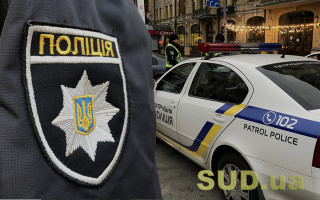 В центре столицы неадекват разбил стекло патрульной машины