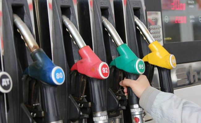 Беларусь остановила поставки бензина А-95 в Украину: что известно