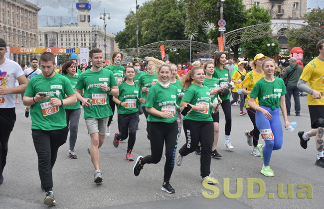 Температурный скрининг и дистанция: в Киеве состоялся «Пробег под каштанами», ФОТОРЕПОРТАЖ