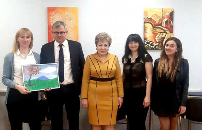 ОАСК подарував дітям з реабілітаційного центру комп’ютерне обладнання, фото