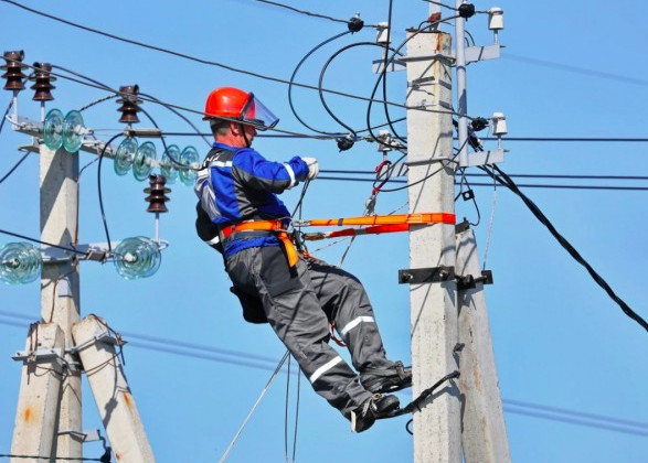Українцям планують спростили процедуру приєднання до електричних мереж