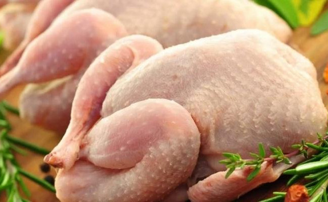 В Украине обнаружили куриное мясо, зараженное сальмонеллой