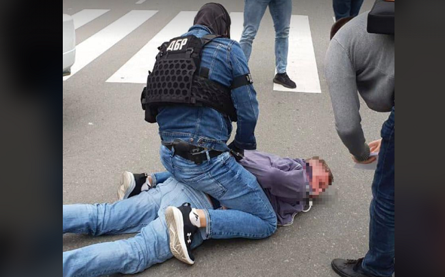 $160 000 за приватизацію готельного комплексу: заступник голови Чернігівської ОДА погорів на хабарі