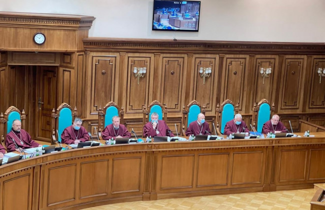 Земельну реформу перевіряють на відповідність Конституції: депутати вирішили з’ясувати, чому на засіданні немає Тупицького