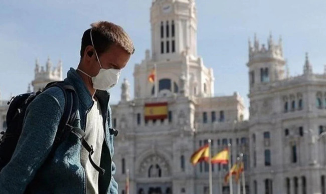 Верховный суд Испании признал незаконным комендантский час во время карантина