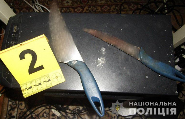 У столиці чоловік влаштував замах на вбивство батька