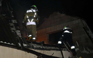 В Днепре вспыхнул пожар в жилом доме