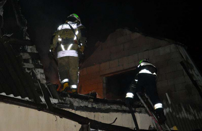 В Днепре вспыхнул пожар в жилом доме