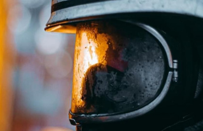 В Киеве вспыхнуло двухэтажное здание