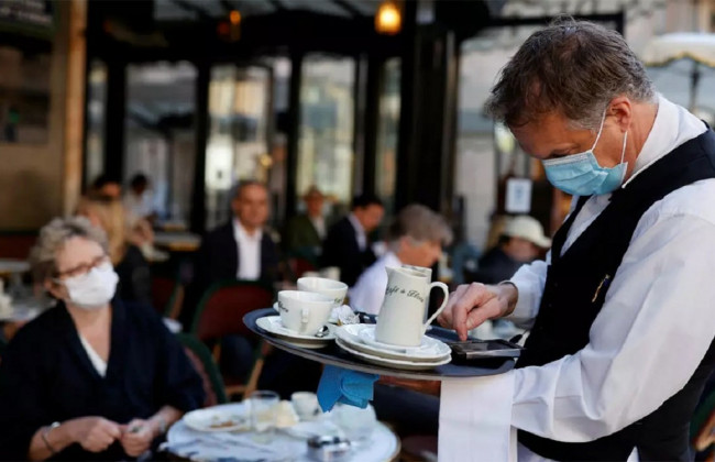 Ирландия смягчает карантин: открыли пабы, рестораны и кинотеатры