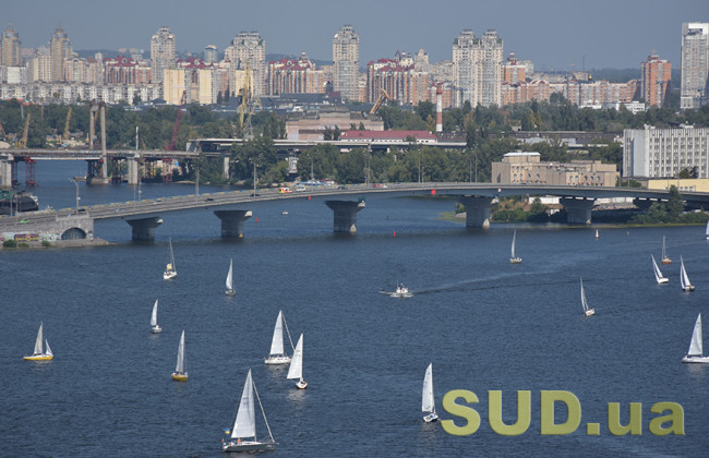 Киевские пляжи готовы к посетителям, но вода в Днепре остается загрязненной