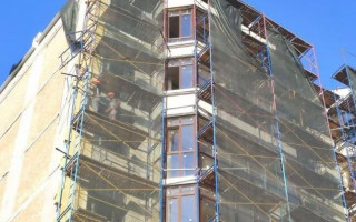 Трагедия в Киевской области: на стройке мужчина разбился, упав с высоты