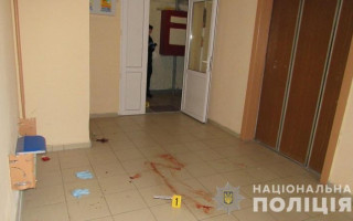 У столиці чоловік ножем поранив співмешканця