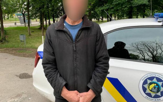 В Запорожье мужчина пытался утопить любимую в ванной