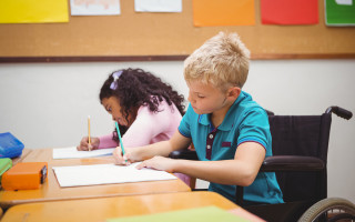 Батьки дітей з особливими потребами зможуть обрати будь-яку школу для навчання