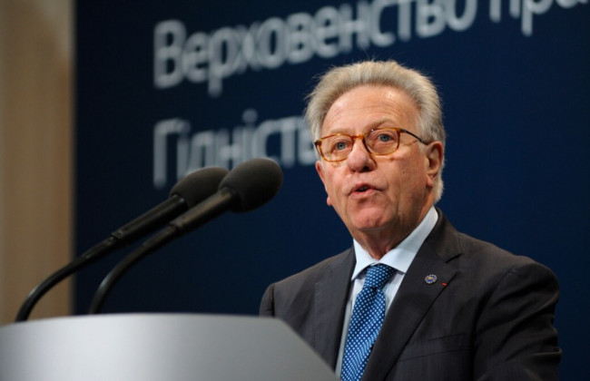 «Я призываю судей набраться терпения и пройти процесс построения общественного доверия», - глава Венецианской комиссии Джанни Букиккио