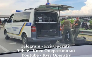 В Киеве закрыли мост Метро: поступила информация о минировании