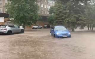 На Украину обрушились мощные ливни: фото и видео последствий непогоды