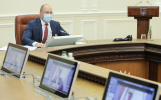 Льготный проезд и снижение лимита на беспошлинный ввоз товаров: Кабмин собрался на заседание