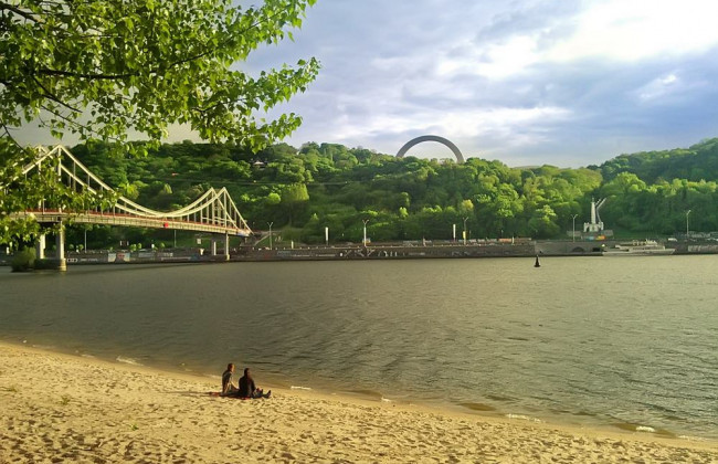 Суд повернув громаді Києва землю на Трухановому острові вартістю понад 25 мільйонів