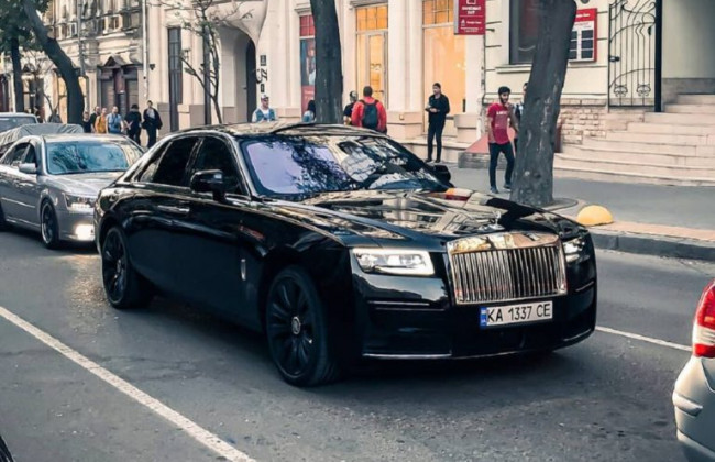 В Украине засветился роскошный Rolls-Royce за 10 миллионов: фото