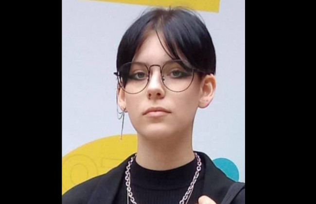 При себе имела черную сумку с рисунком кота: в Киеве пропала девочка, фото