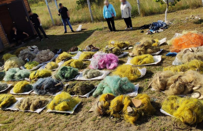 Під Києвом затримали браконьєрів за щомісячну риболовлю на 1 млн грн