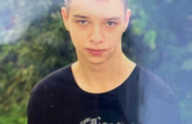 Вышел из дома и пропал: в Киеве ищут парня, фото