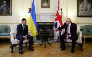 Зеленський поговорив з прем’єр-міністром Британії Джонсоном перед самітом НАТО