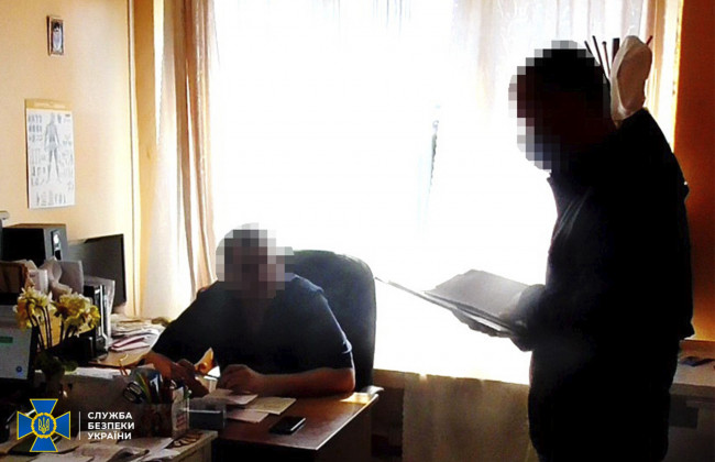 500 грн за негативний COVID-результат: на Івано-Франківщині затримали підроблювача довідок