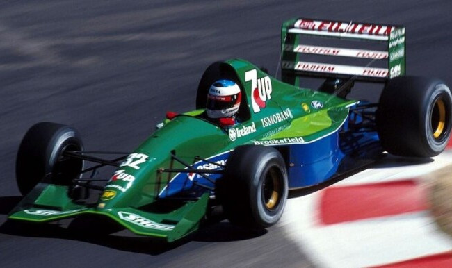 Первый автомобиль Михаэля Шумахера F1 выставили на продажу: фото